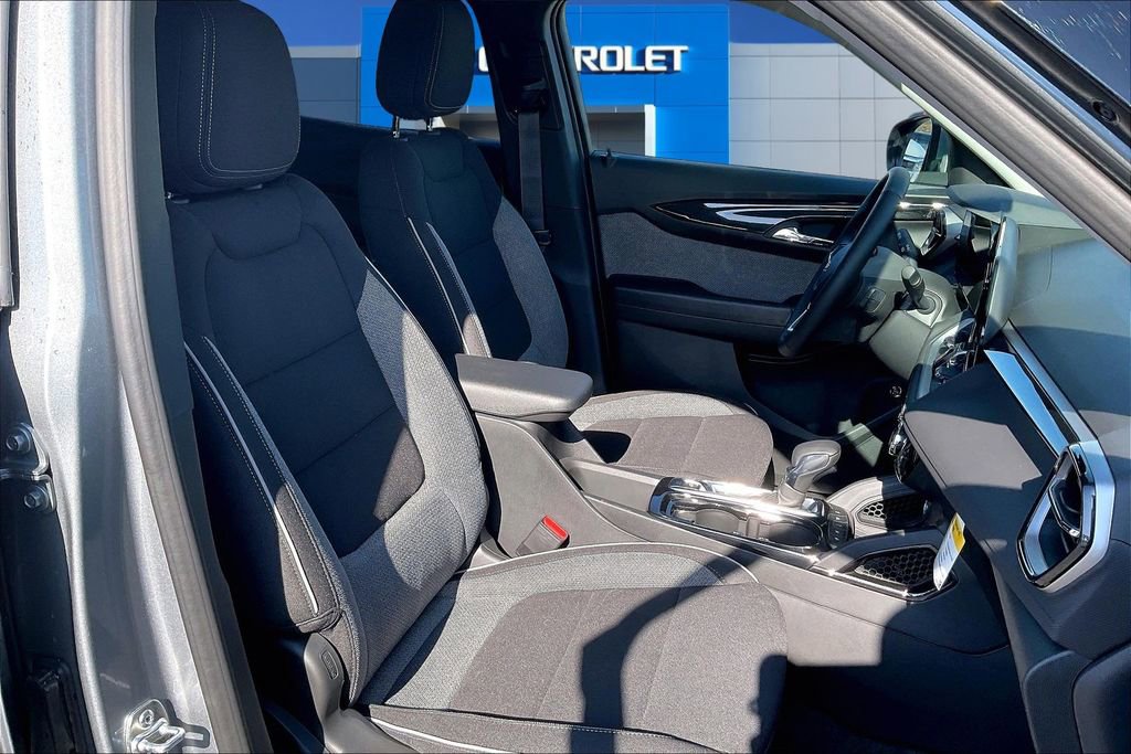 New 2026 Chevrolet TrailBlazer LT w/ Convenience Package FWD image 11