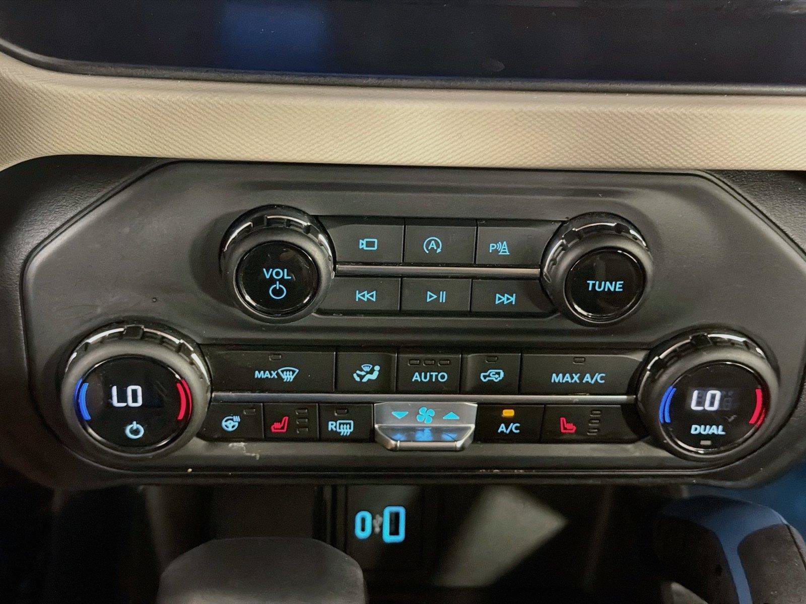 Used 2023 Ford Bronco Wildtrak AWD/4WD image 15