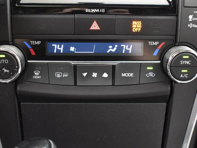 Used 2017 Toyota Camry XSE w/ Moonroof Package FWD image 19