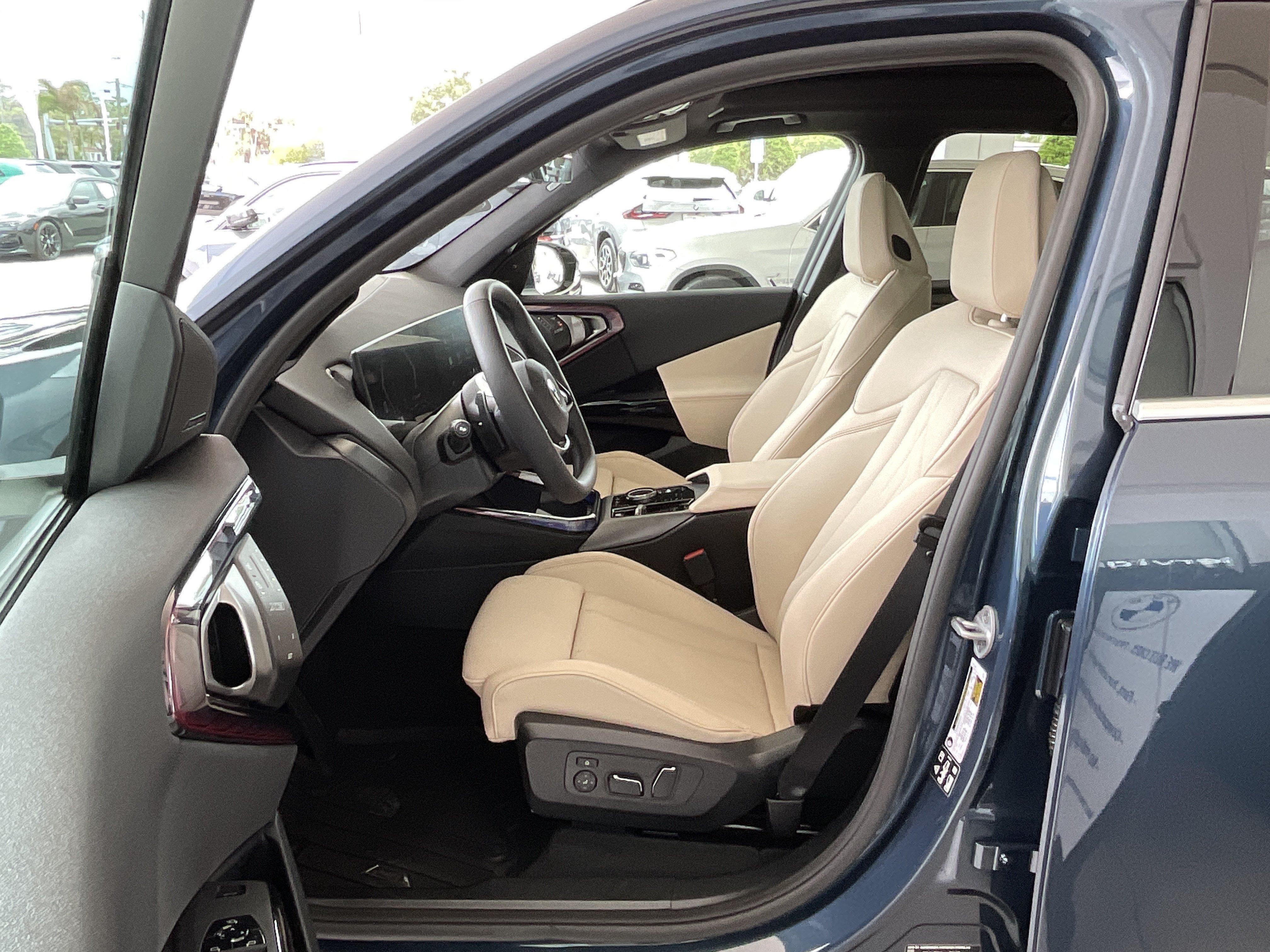 Used 2026 BMW X3 xDrive30i w/ Premium Package AWD/4WD image 10