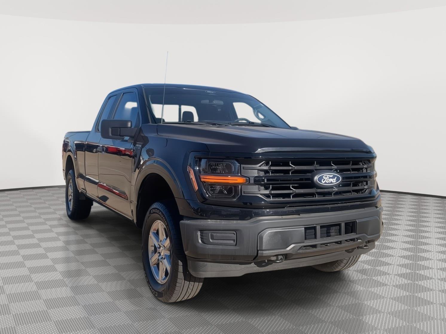 Used 2024 Ford F150 XL image 1