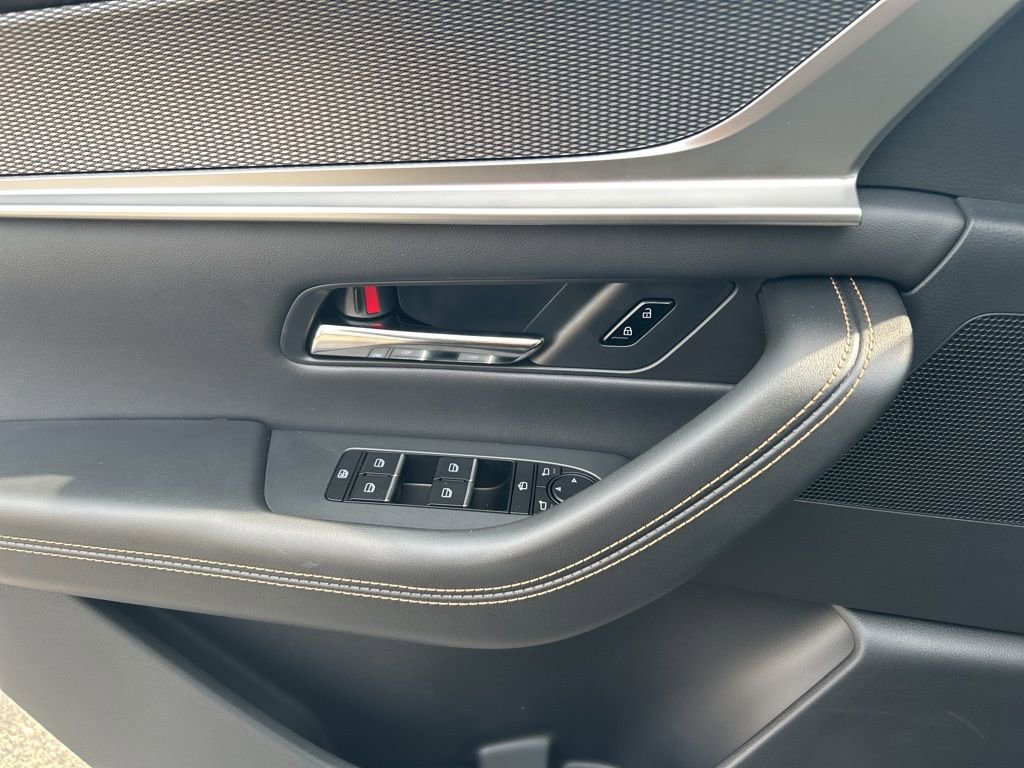 New 2025 MAZDA CX-90 Plug-In Hybrid w/ Premium Plus image 13