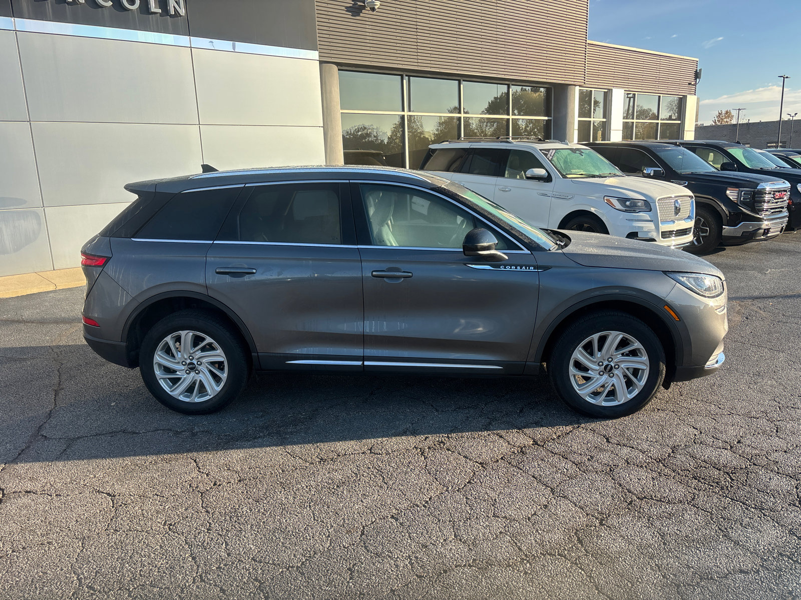 Used 2022 Lincoln Corsair FWD image 8