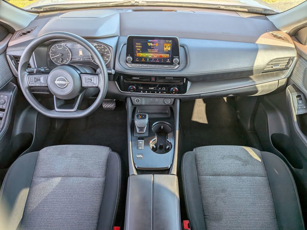 Used 2022 Nissan Rogue SV FWD image 26