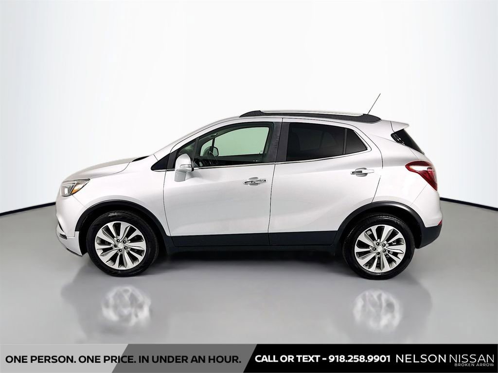 Used 2017 Buick Encore Essence FWD image 8