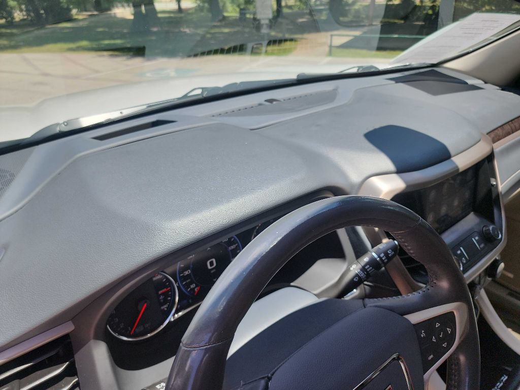 Used 2021 GMC Acadia Denali AWD/4WD image 22
