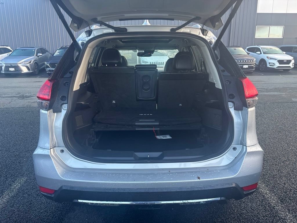 Used 2017 Nissan Rogue SL w/ SL Premium Package AWD/4WD image 25