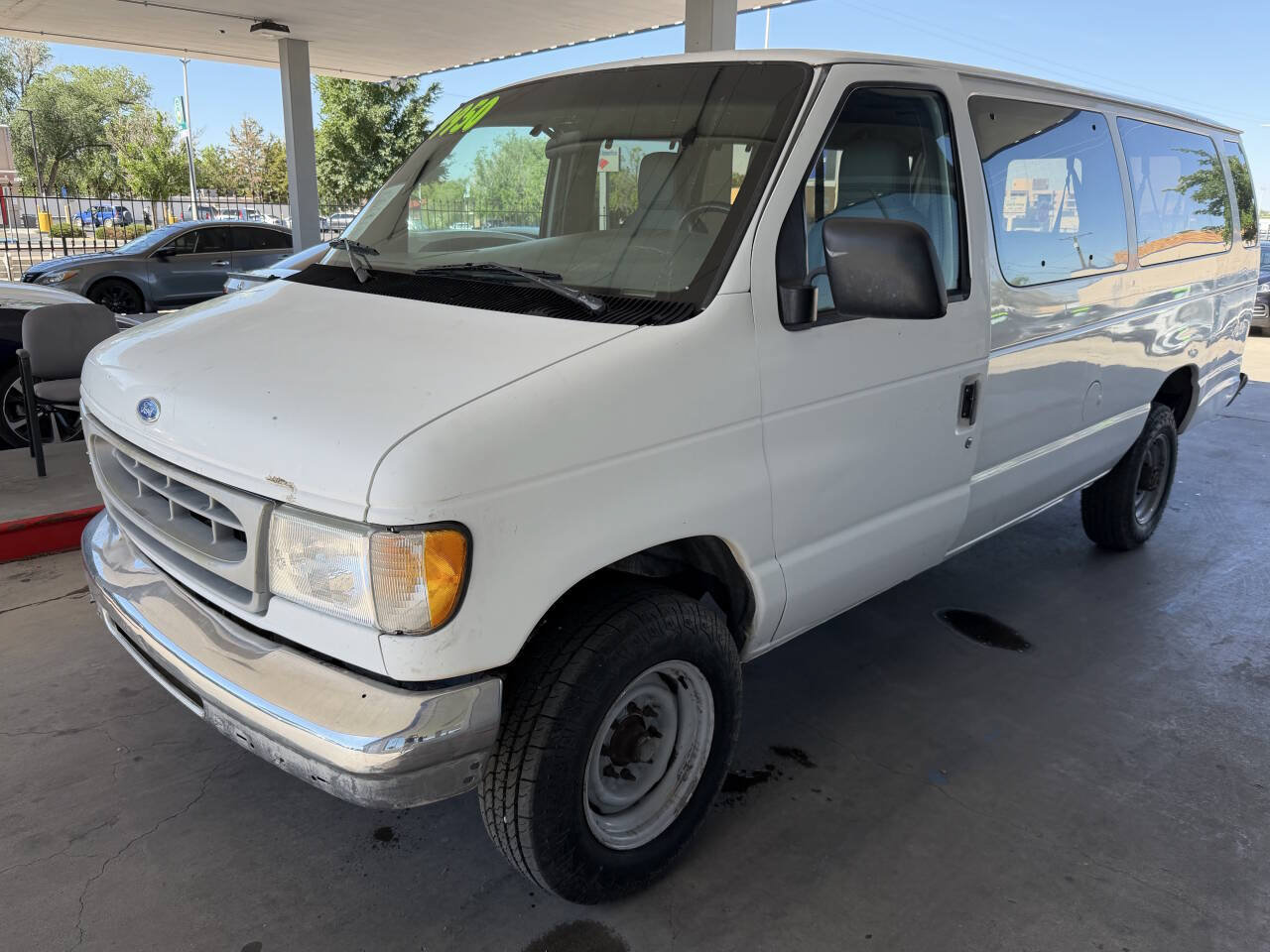 Used 1997 Ford E-350 and Econoline 350 XL RWD image 3