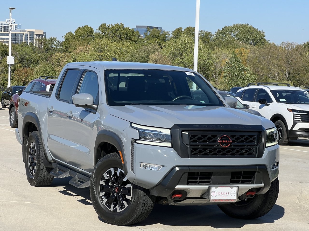 Used 2024 Nissan Frontier PRO-4X w/ Pro Convenience Package AWD/4WD image 2