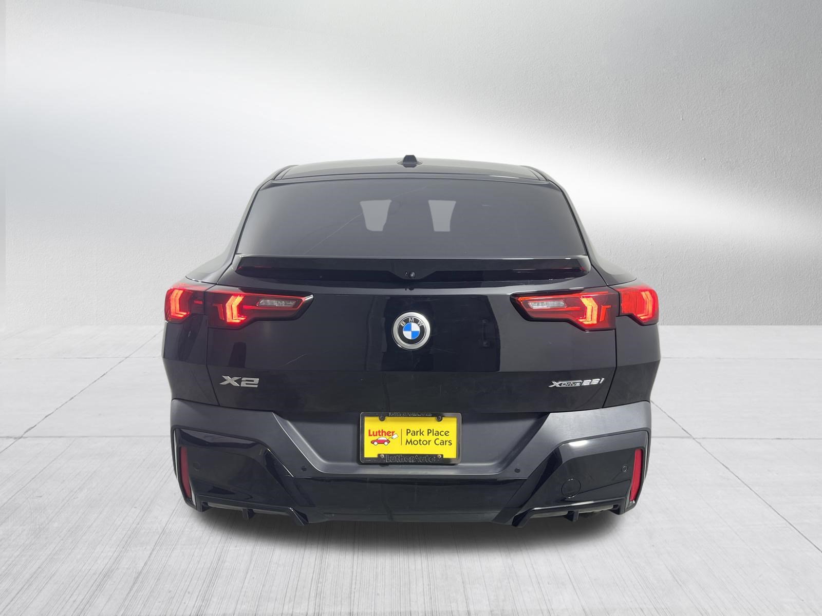 Certified 2025 BMW X2 xDrive28i w/ Convenience Package AWD/4WD image 6