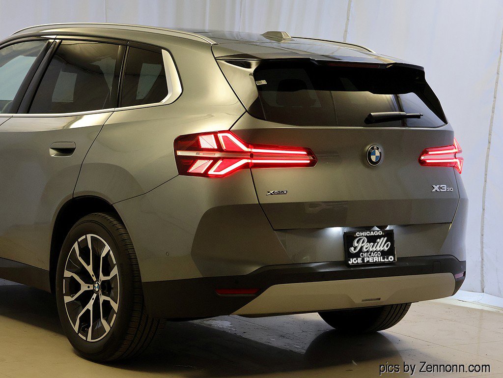 Used 2025 BMW X3 xDrive30i image 8