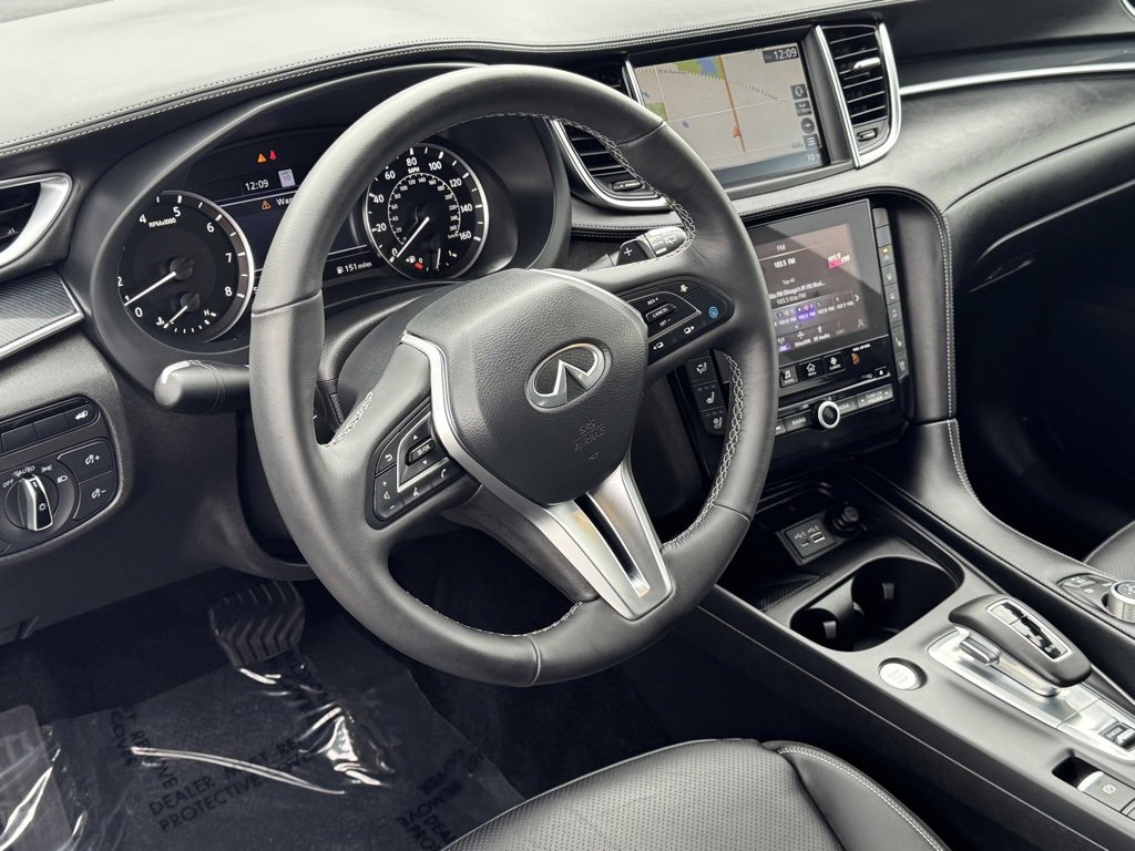 Certified 2025 INFINITI QX50 Sport image 17