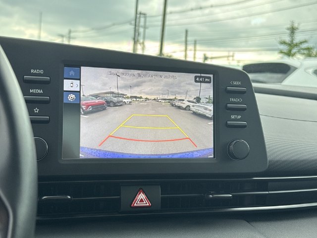 Certified 2025 Hyundai Elantra Sport FWD image 17
