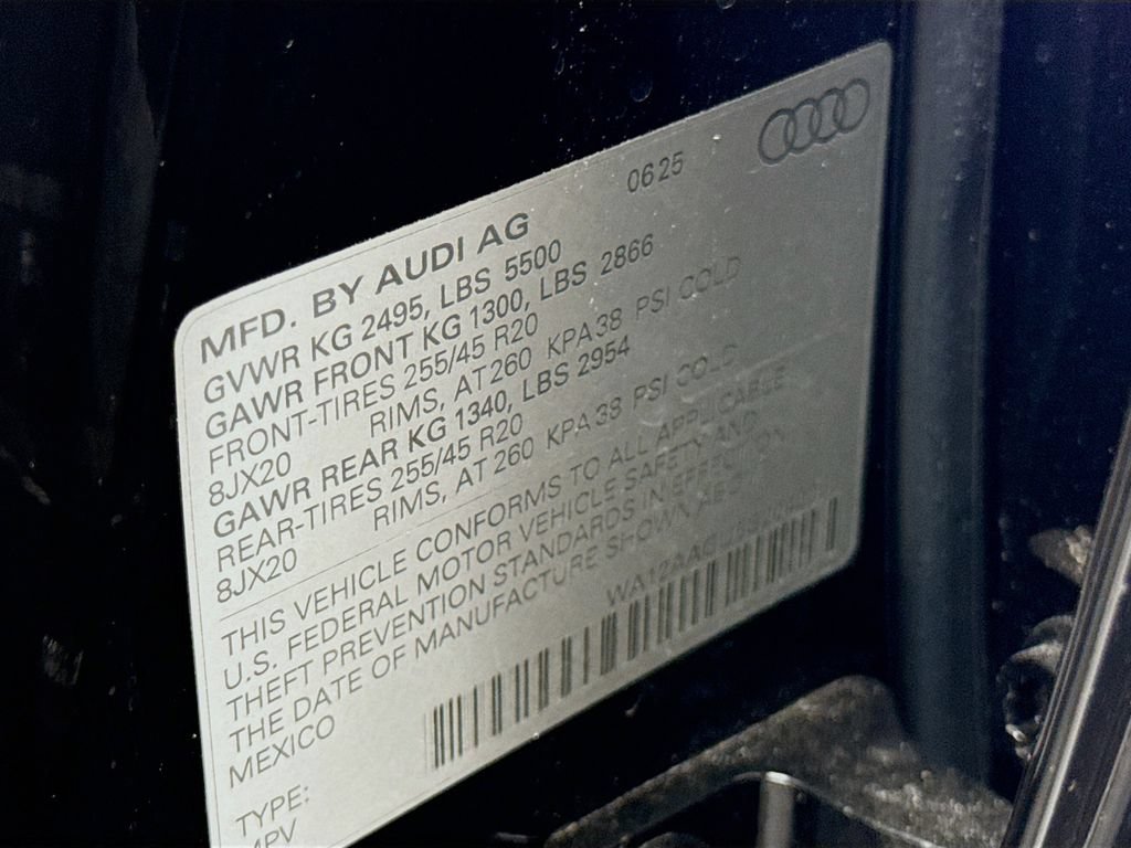 Used 2025 Audi Q5 Premium Plus w/ Premium Plus AWD/4WD image 34