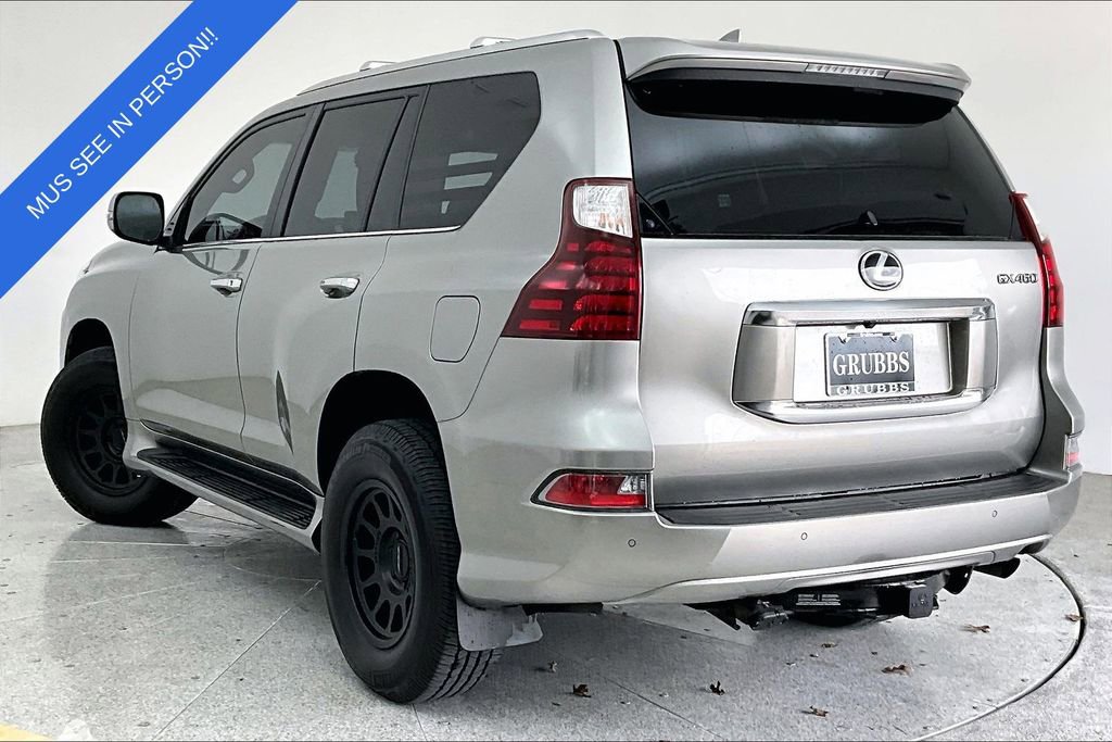 Used 2023 Lexus GX 460 Premium w/ Premium Package image 17