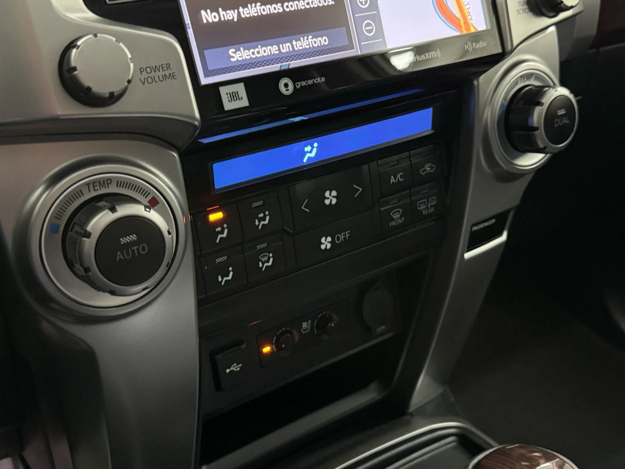 Used 2020 Toyota 4Runner Limited image 31