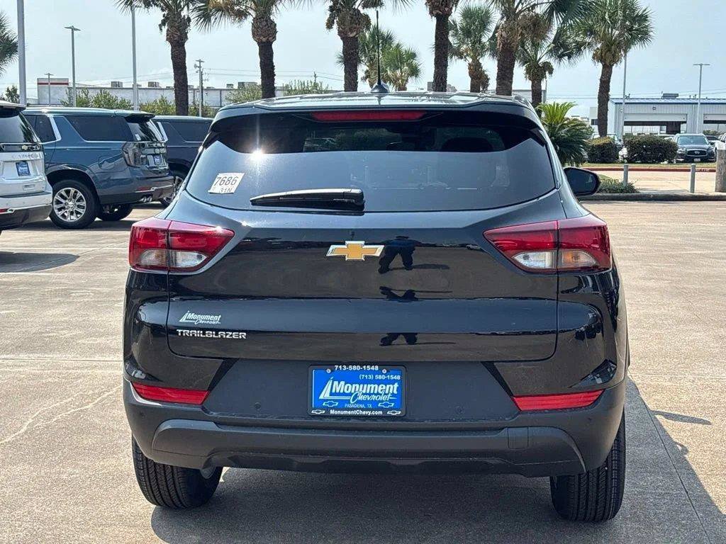 New 2026 Chevrolet TrailBlazer LS w/ LS Convenience Package FWD image 10