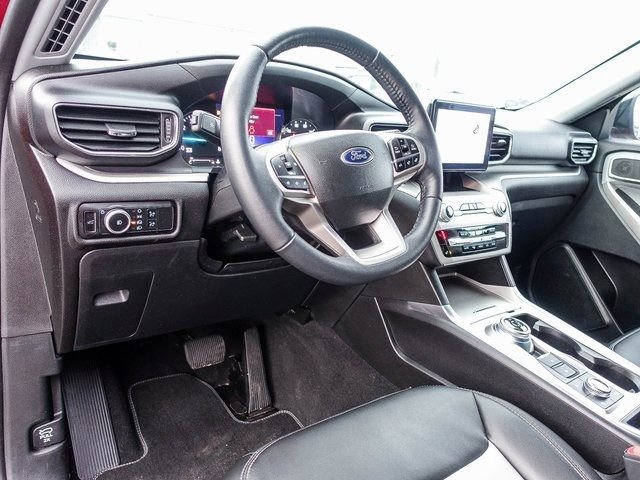 Used 2023 Ford Explorer XLT w/ Equipment Group 202A video 2