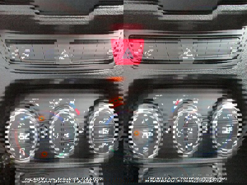 Used 2017 Jeep Renegade Limited image 27