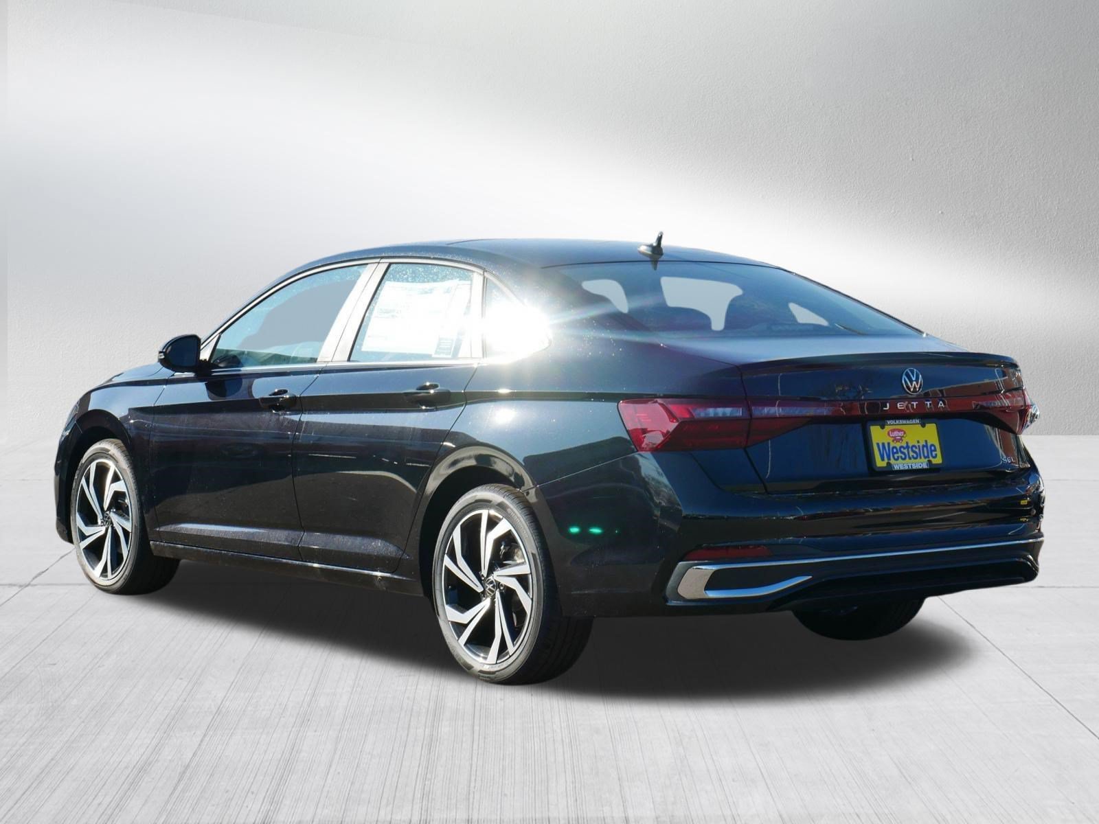 New 2026 Volkswagen Jetta SEL FWD image 2
