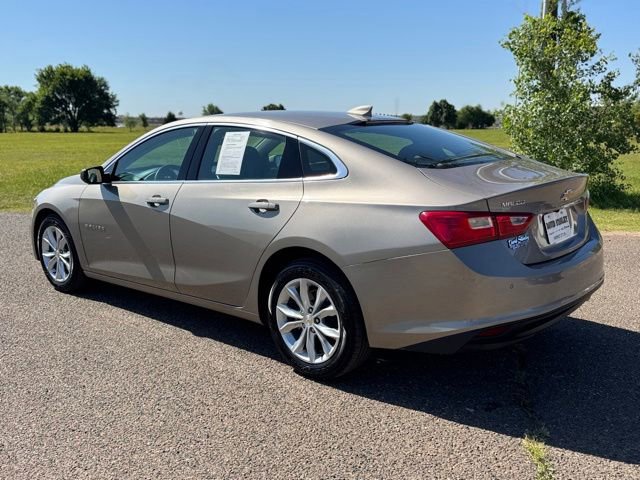 Used 2025 Chevrolet Malibu LT FWD image 4