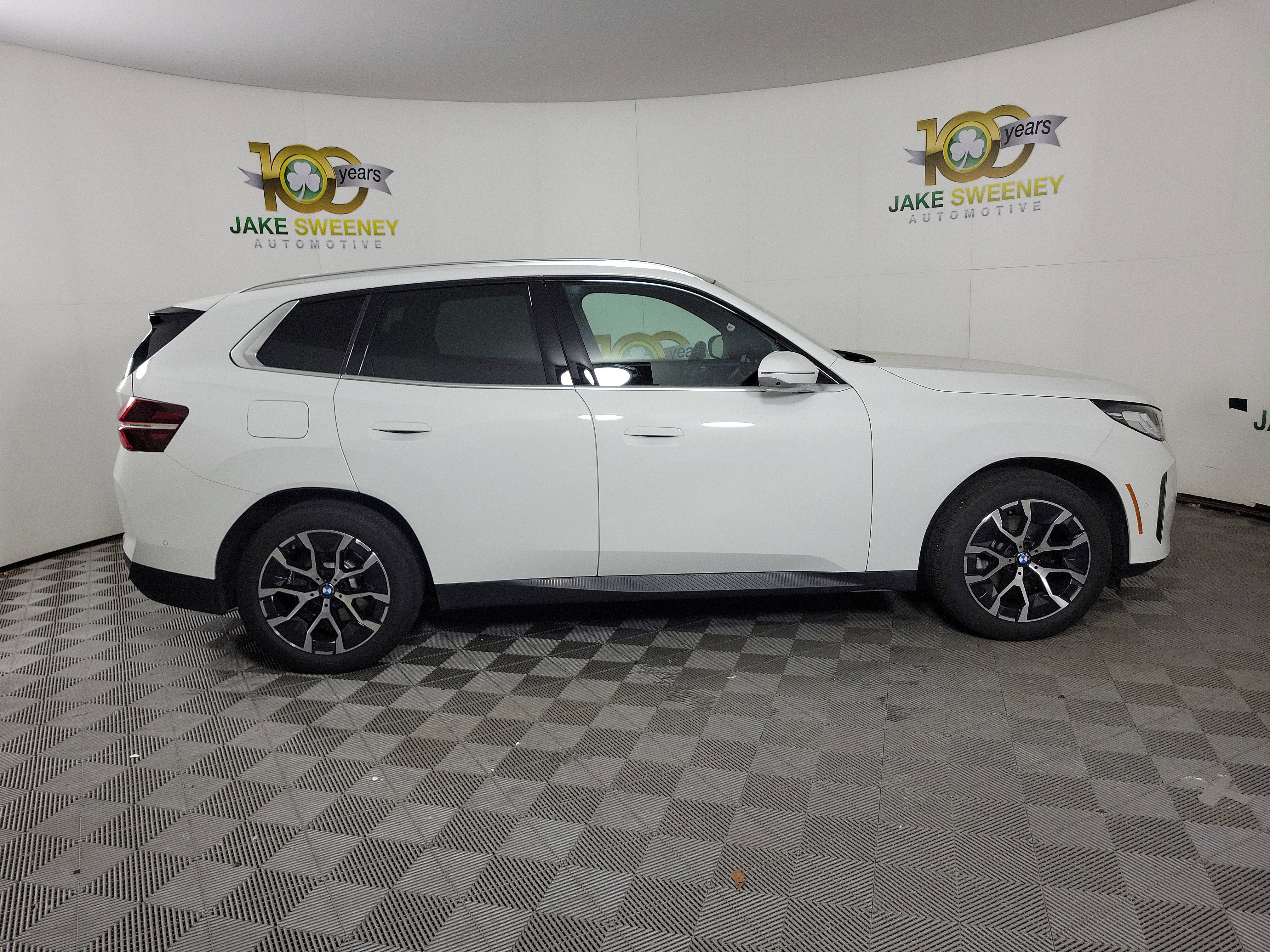 Certified 2025 BMW X3 xDrive30 w/ Premium Package AWD/4WD image 8
