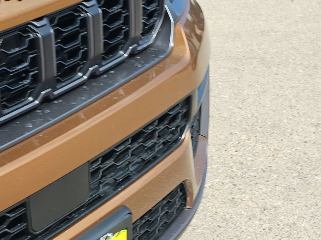 New 2026 Jeep Grand Cherokee L Limited w/ Limited Altitude Package AWD/4WD image 8