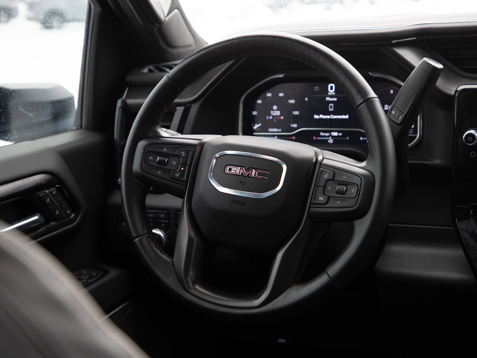 Used 2025 GMC Sierra 2500 AT4X image 17