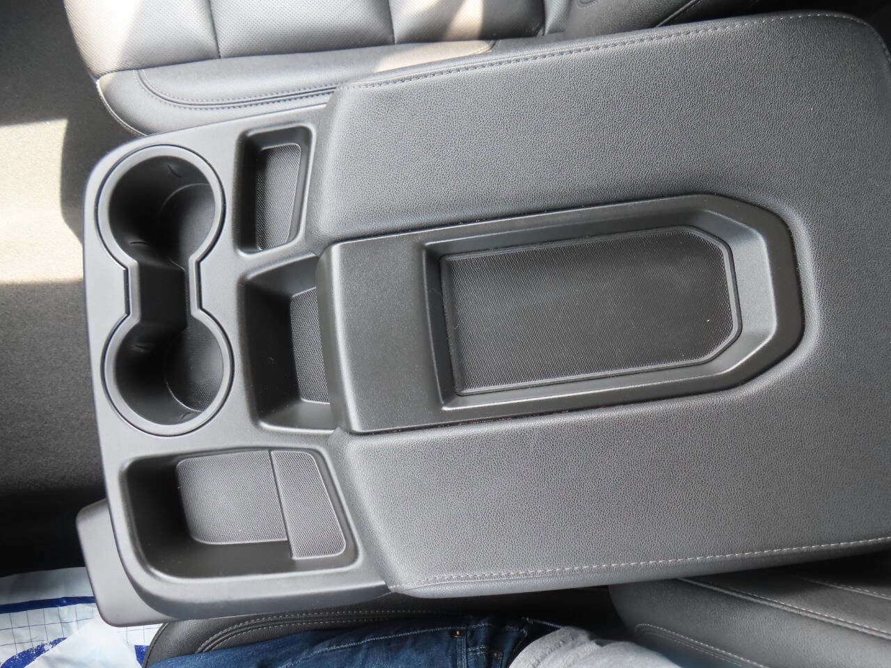 Used 2025 GMC Sierra 1500 SLT AWD/4WD image 49