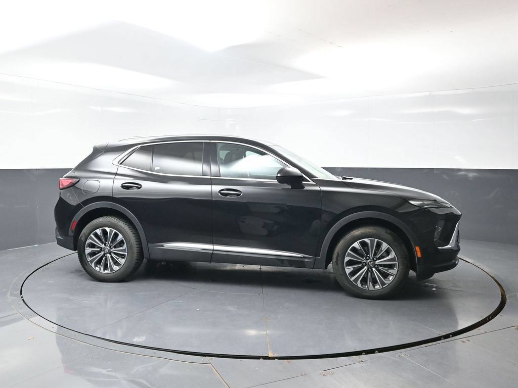 Used 2024 Buick Envision Preferred AWD/4WD image 3