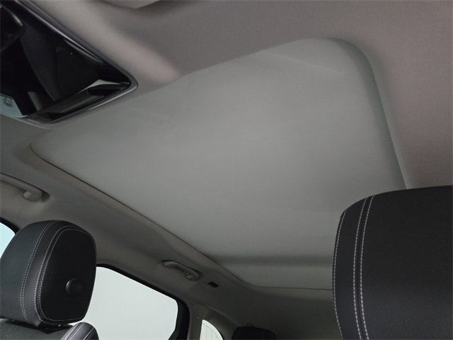 Used 2019 Land Rover Range Rover Velar image 10