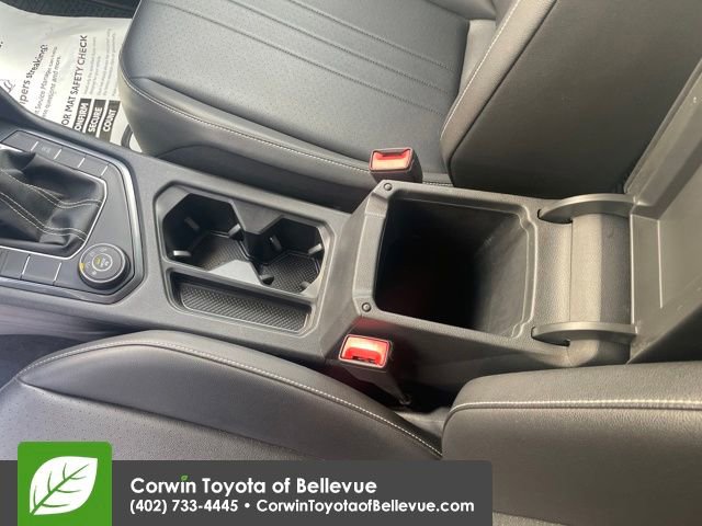 Used 2022 Volkswagen Tiguan SE image 24