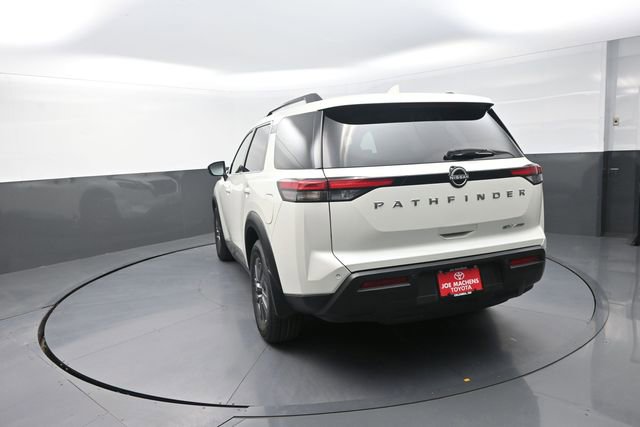 Used 2023 Nissan Pathfinder SV AWD/4WD image 30