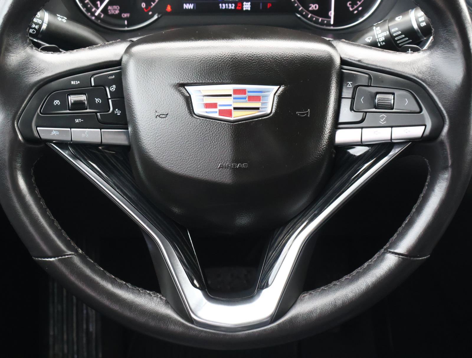 Certified 2023 Cadillac XT6 Premium Luxury image 14