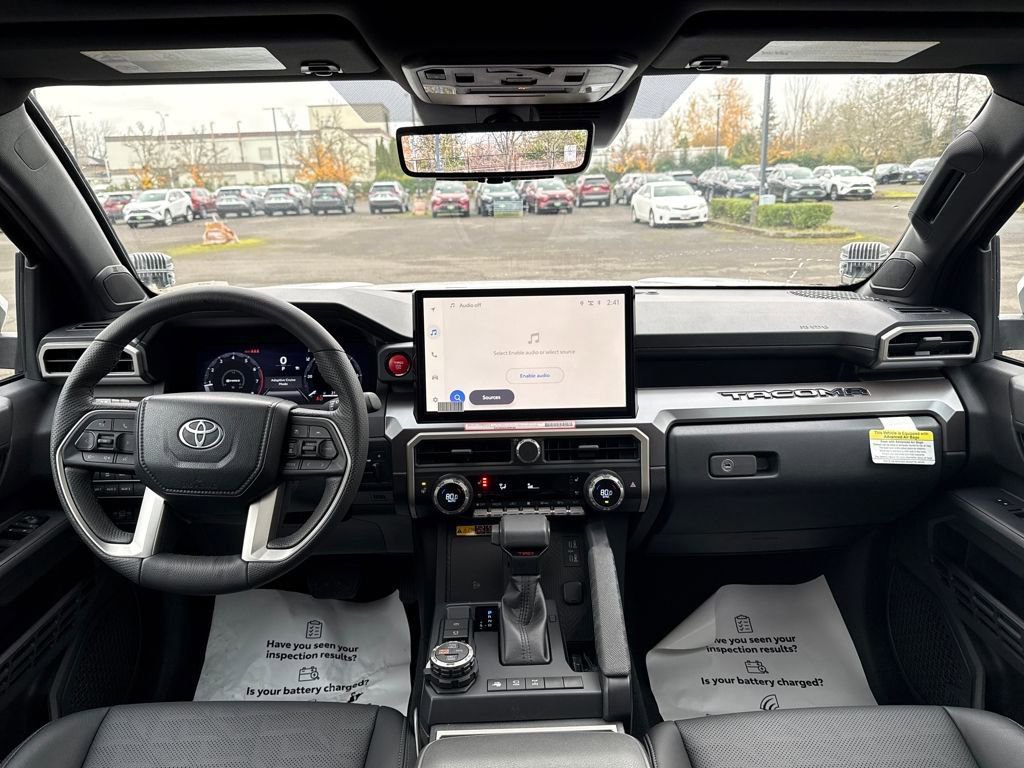 Used 2024 Toyota Tacoma TRD Off-Road image 23