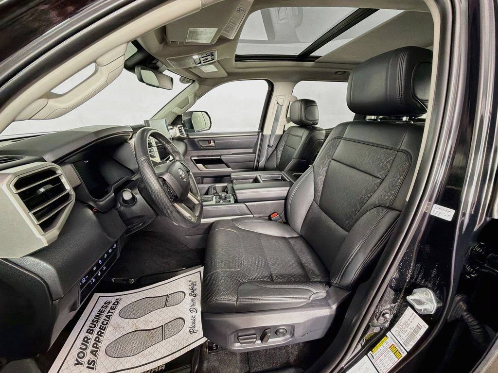 Used 2024 Toyota Tundra Limited AWD/4WD image 19