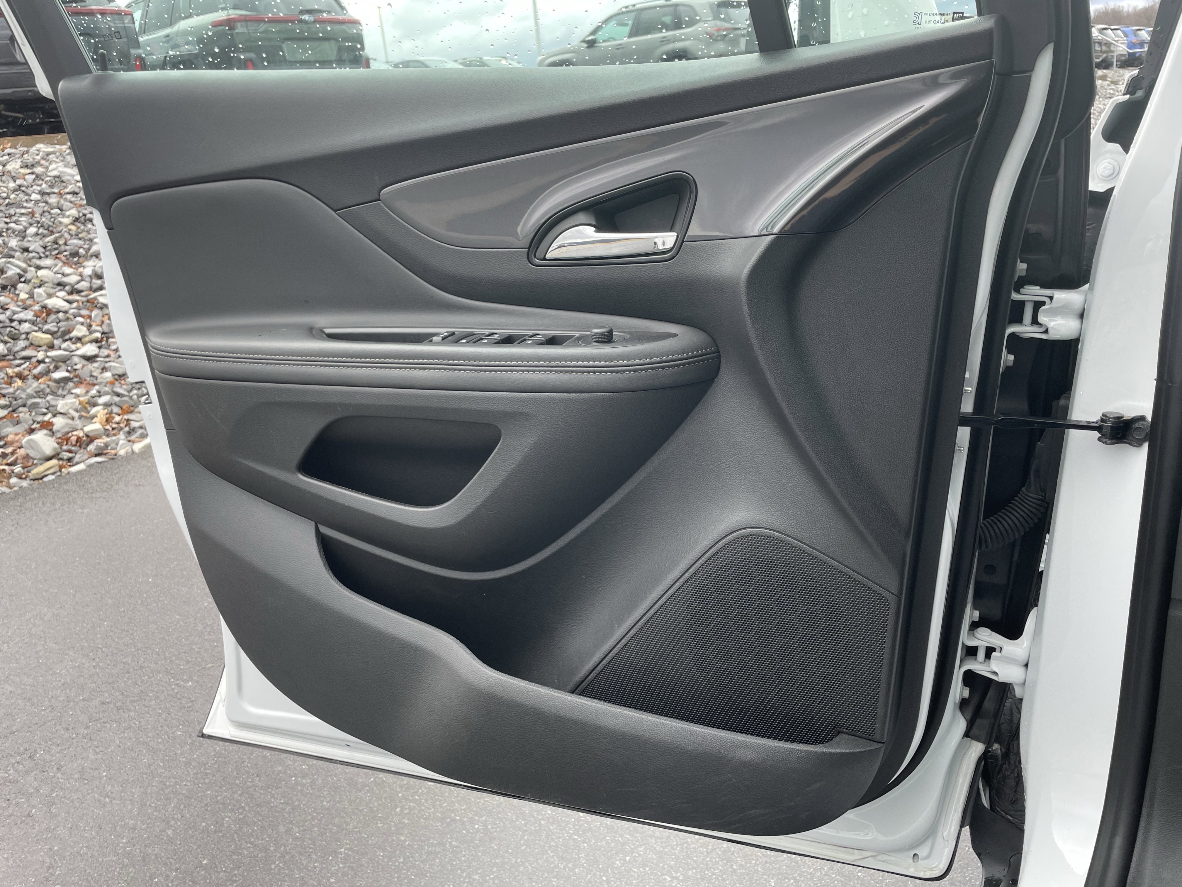 Used 2022 Buick Encore Preferred w/ Safety Package image 15