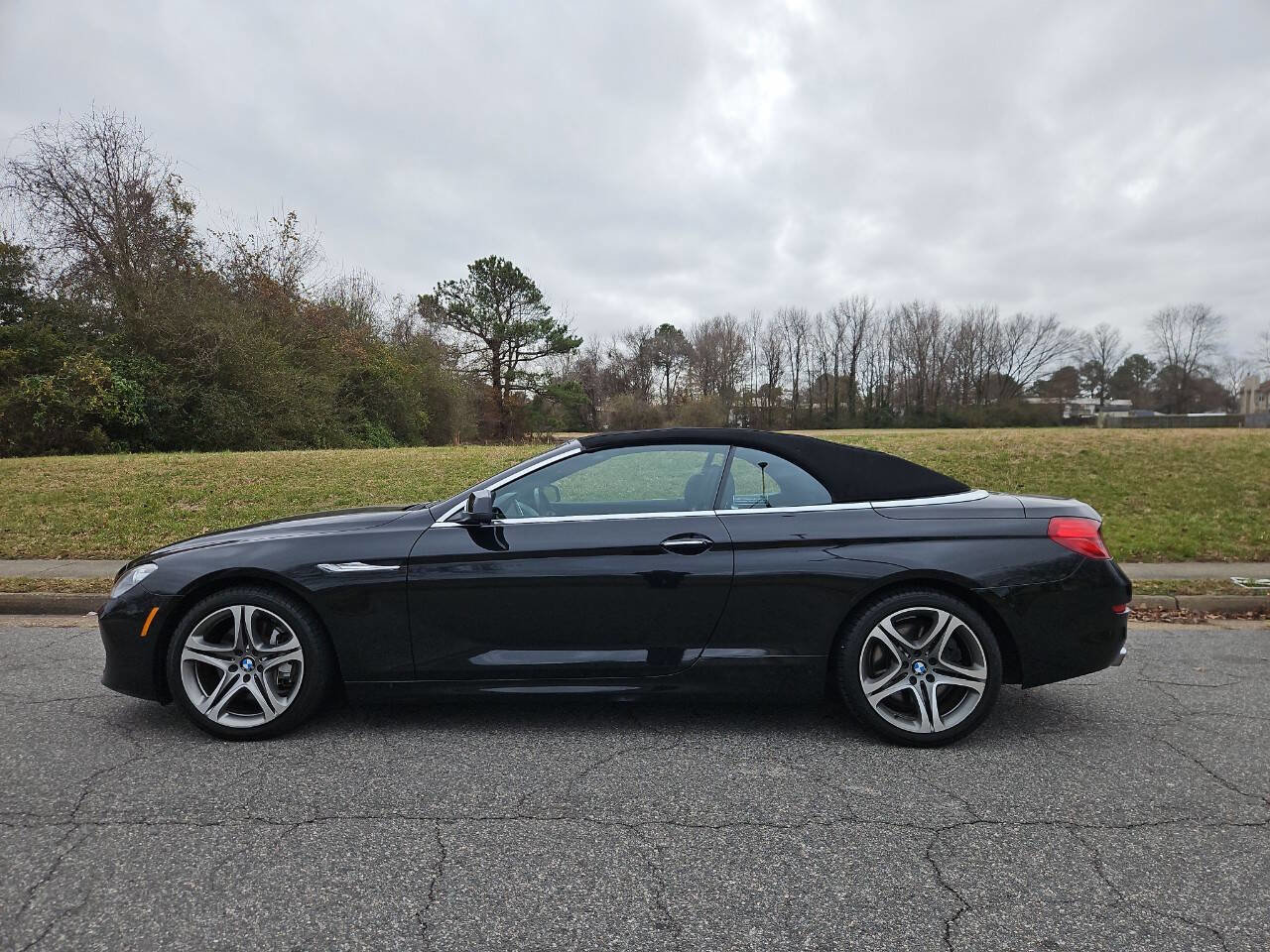 Used 2013 BMW 650i xDrive Convertible image 2
