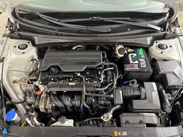 Used 2021 Hyundai Elantra SEL FWD image 13