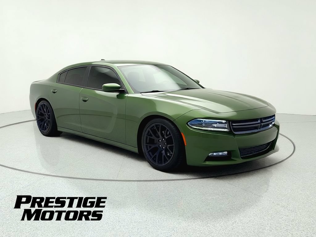 Used 2018 Dodge Charger SXT Plus w/ Quick Order Package 29J RWD image 1