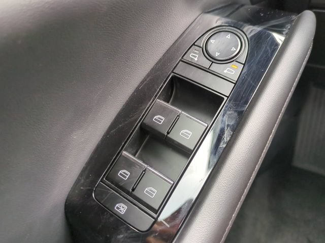 Used 2025 MAZDA MAZDA3 s FWD image 29