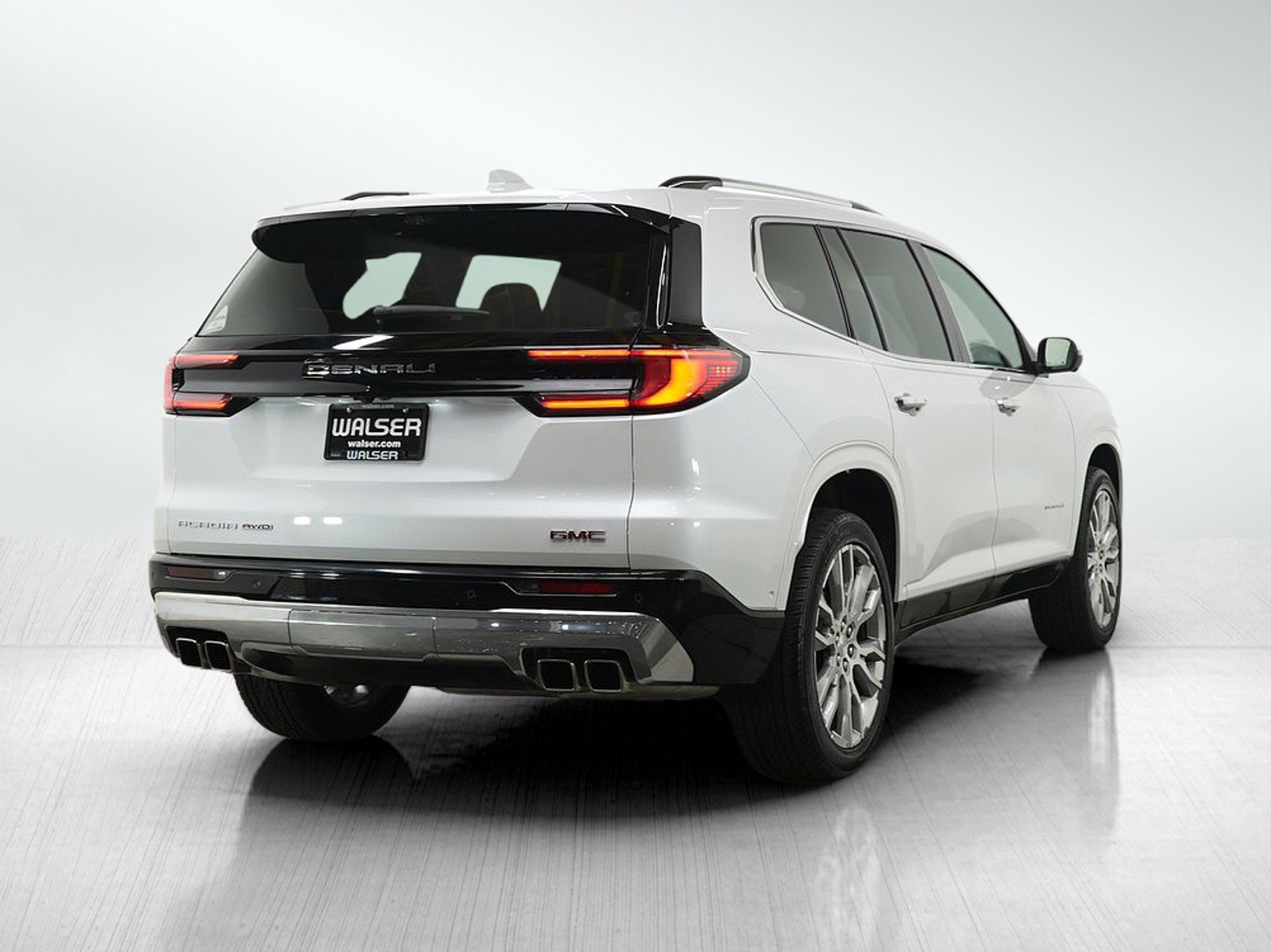 Used 2025 GMC Acadia Denali w/ Super Cruise Package AWD/4WD image 5