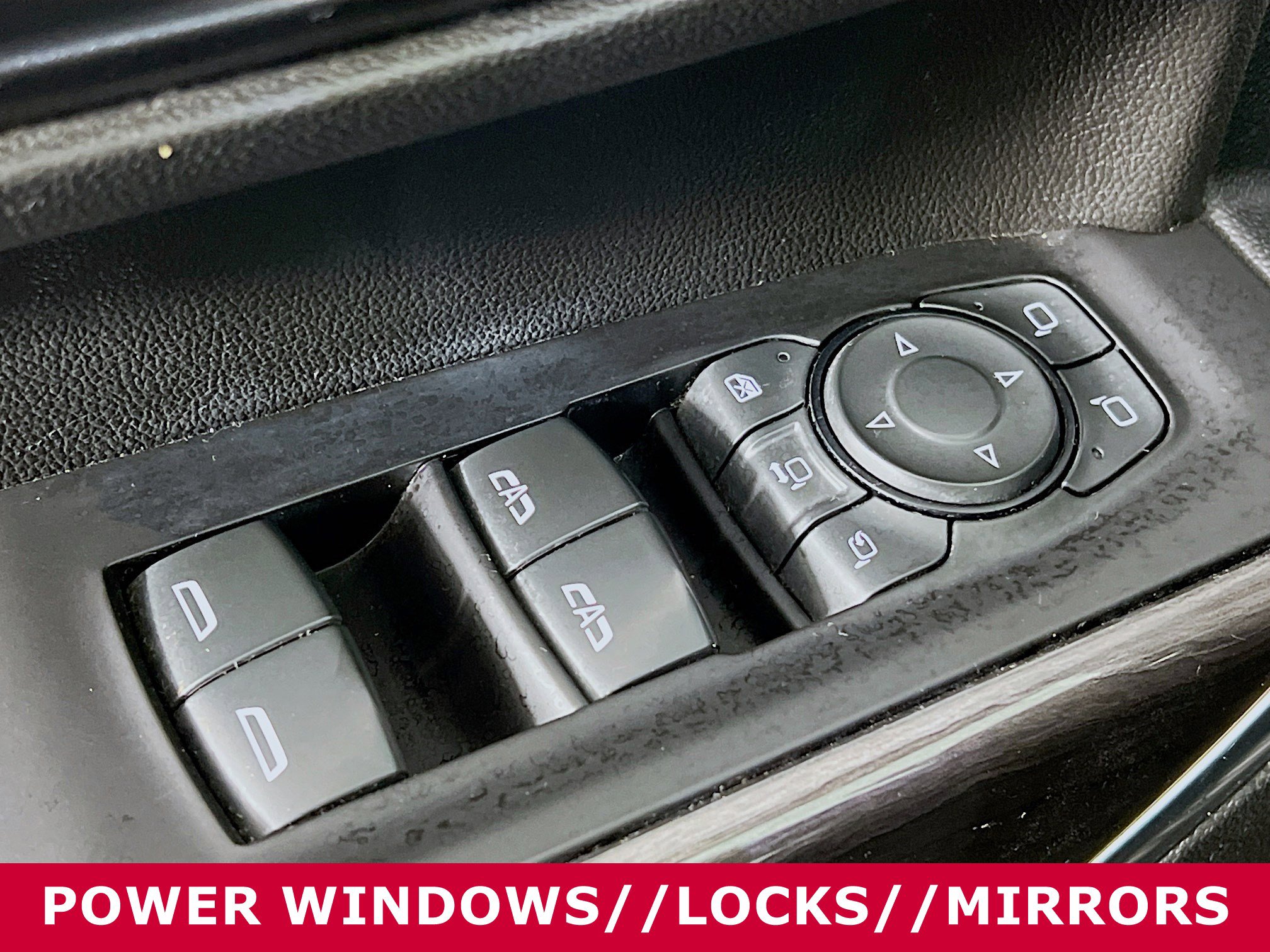 Used 2020 Chevrolet Silverado 2500 LTZ w/ LTZ Premium Package image 21