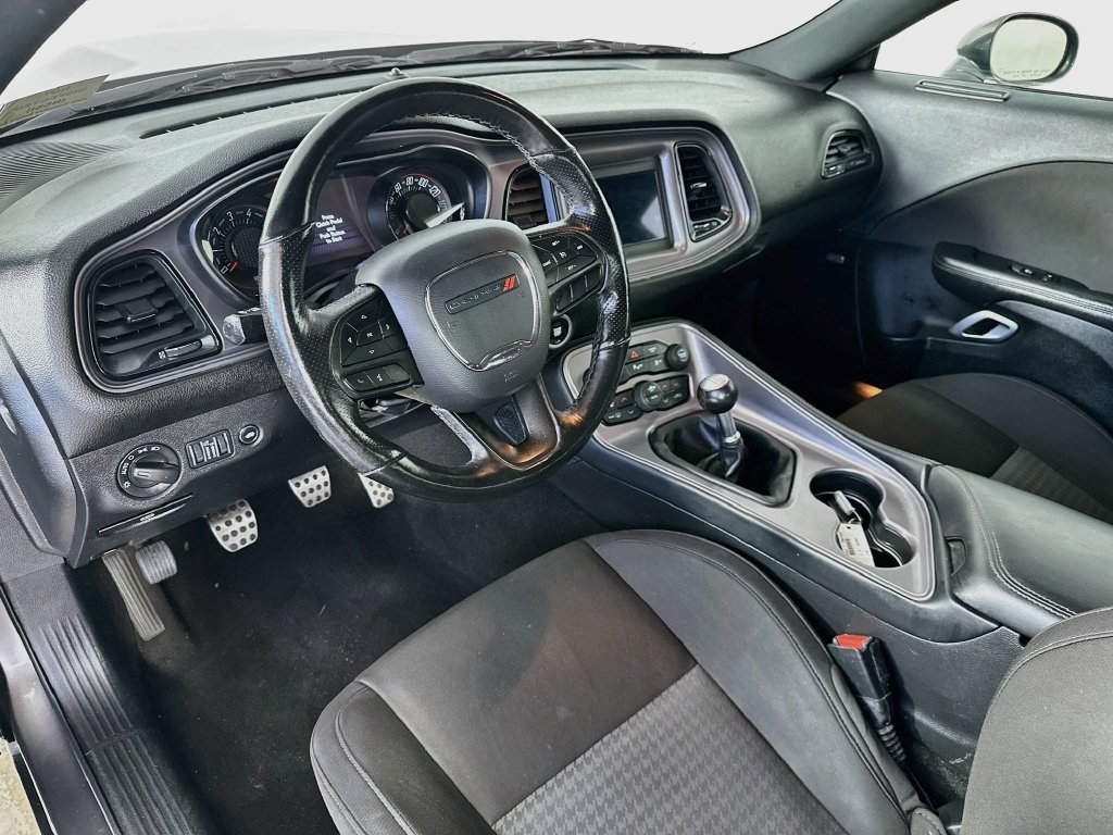Used 2023 Dodge Challenger R/T w/ Blacktop Package RWD image 29