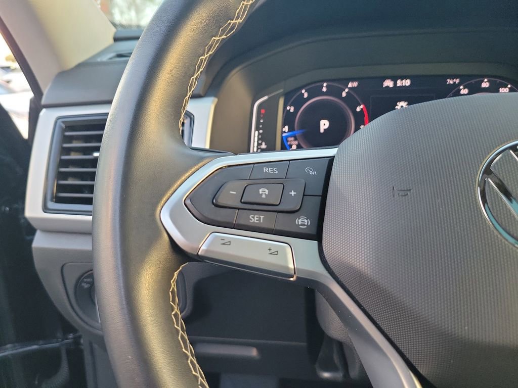 Used 2023 Volkswagen Atlas SE w/ Panoramic Sunroof Package image 20