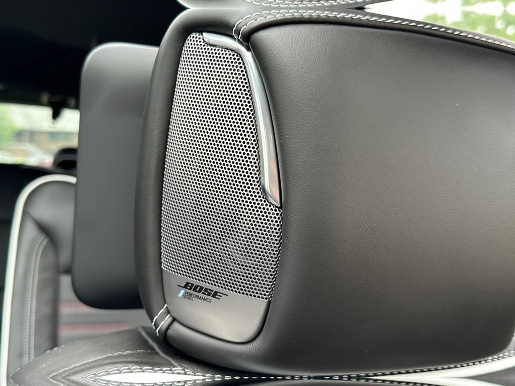 New 2026 GMC Yukon AT4 Ultimate w/ LPO, Floor Liner Package AWD/4WD image 40