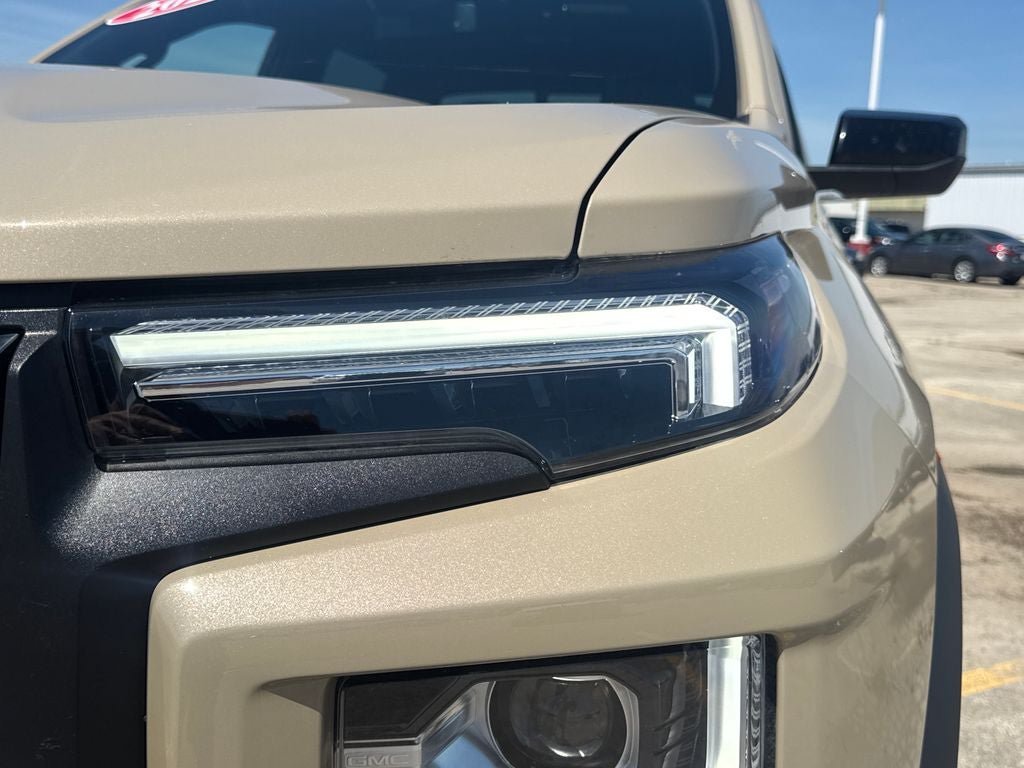 Used 2024 GMC Canyon AT4 AWD/4WD image 10