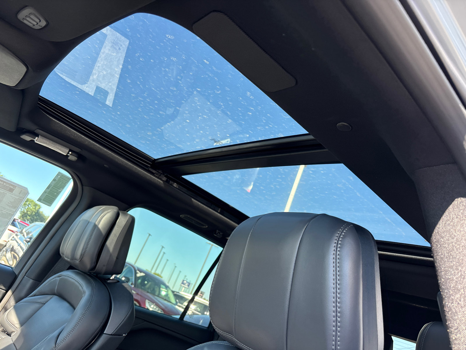 New 2025 Lincoln Navigator Reserve w/ Jet Appearance Package image 26