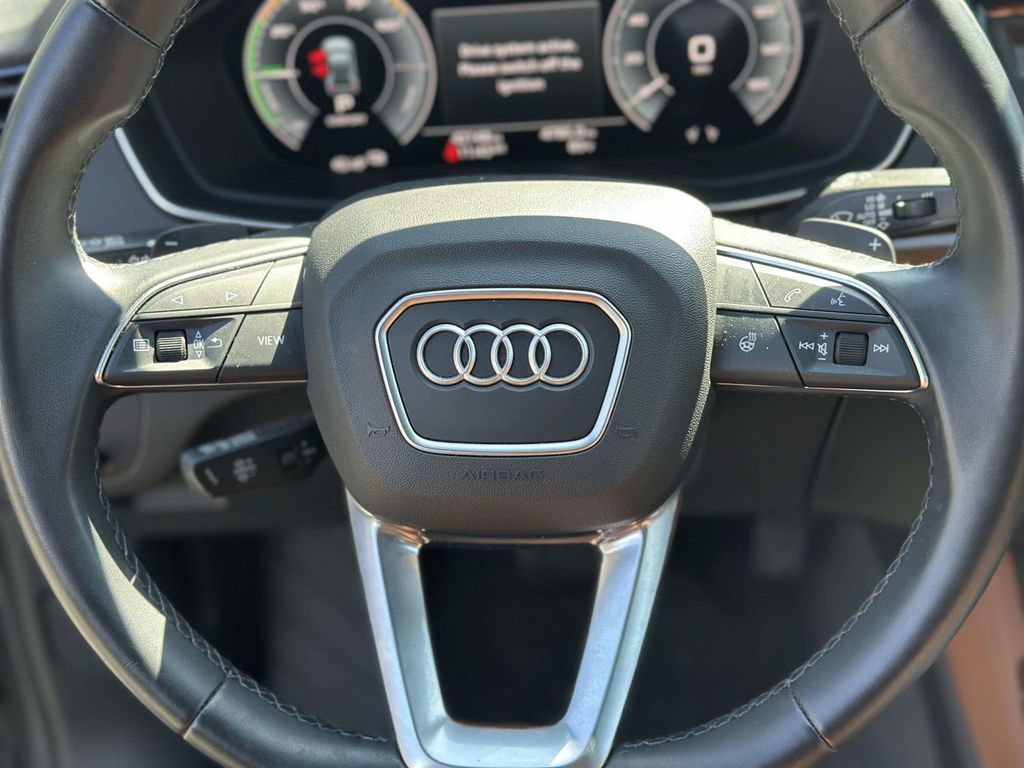 Used 2022 Audi Q5 e Premium Plus AWD/4WD image 11