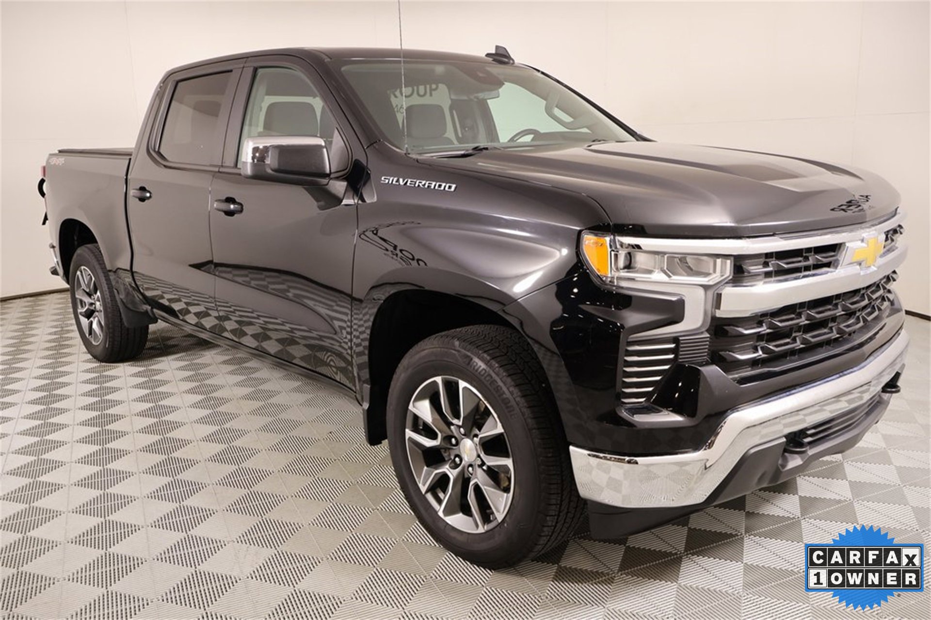 Used 2022 Chevrolet Silverado 1500 LT image 1